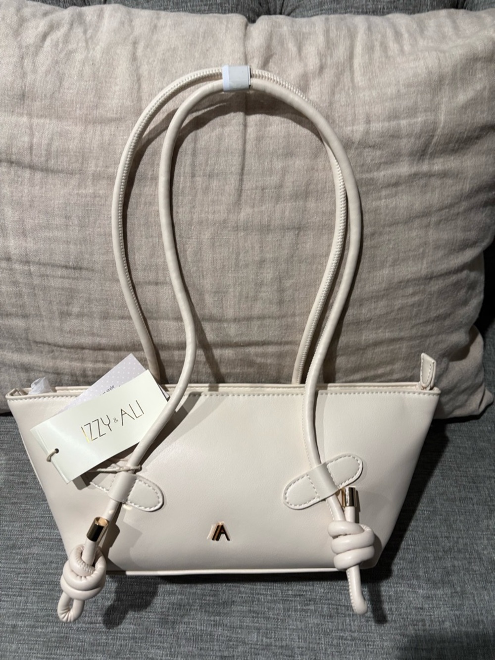 Izzy & Ali Cream Knot-Handle Shoulder Bag